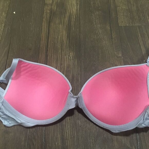 Victoria’s Secret 34D wear Everywhere push-up bra - Picture 3 of 3